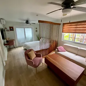 La Calma - Chatham Grove, Unit 2 Apartment
